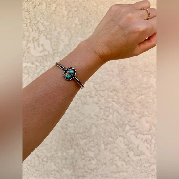 Vintage Turquoise Bangle Silver W/rope Design Bracelet Adjustable. Navajo Native - Picture 4 of 9